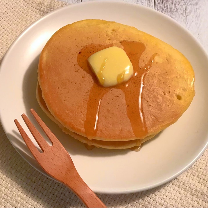 炭酸水でふんわりもっちり♪ホットケーキ